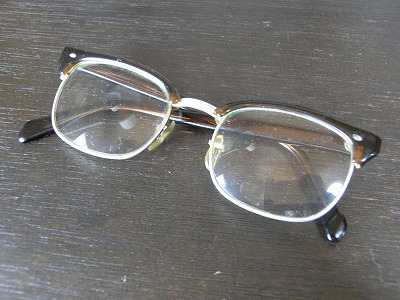 祖父の形見の眼鏡